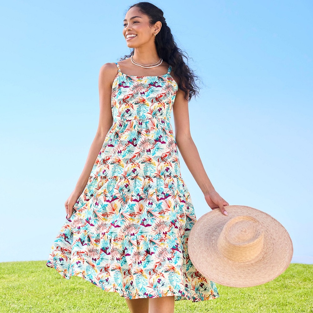 NWOT Minnie Mouse Tiered Dress Beach Vibes